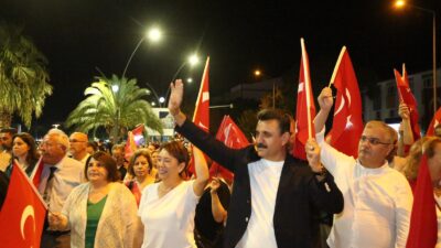 Dikili'de 30 Ağustos Zafer Bayramı, resmi törenler ve büyük bir