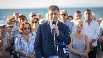 İzmir Büyükşehir Belediye Başkanı Dr. Cemil Tugay, Urla’nın Çamlıçay Mahallesi’nin