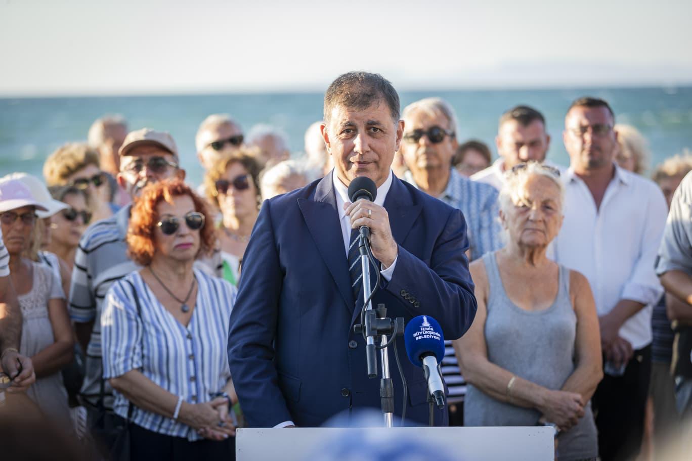 İzmir Büyükşehir Belediye Başkanı Dr. Cemil Tugay, Urla’nın Çamlıçay Mahallesi’nin