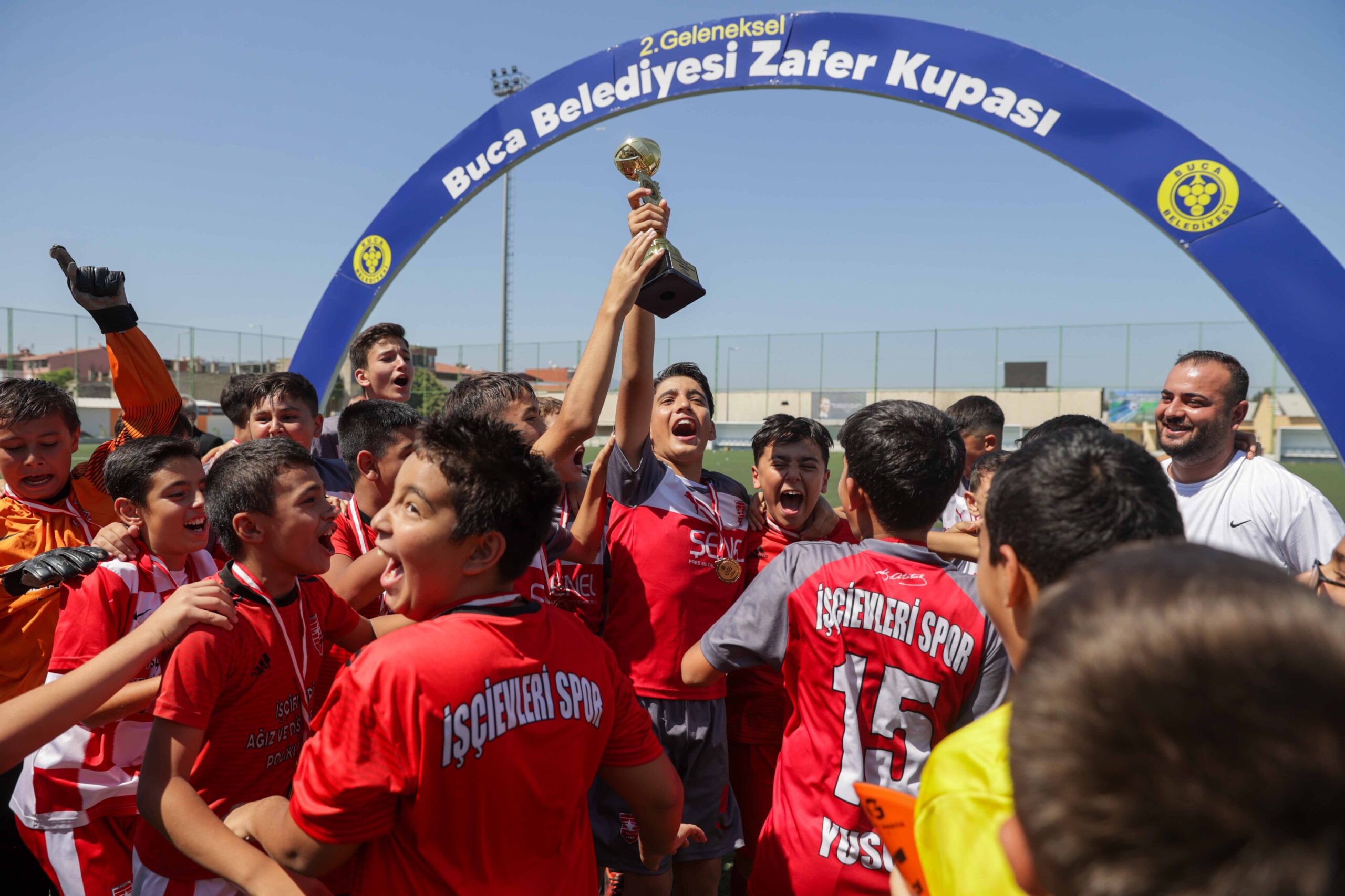 Buca Belediyesi'nin 30 Ağustos Zafer Bayramı kutlamaları kapsamında düzenlediği 2.
