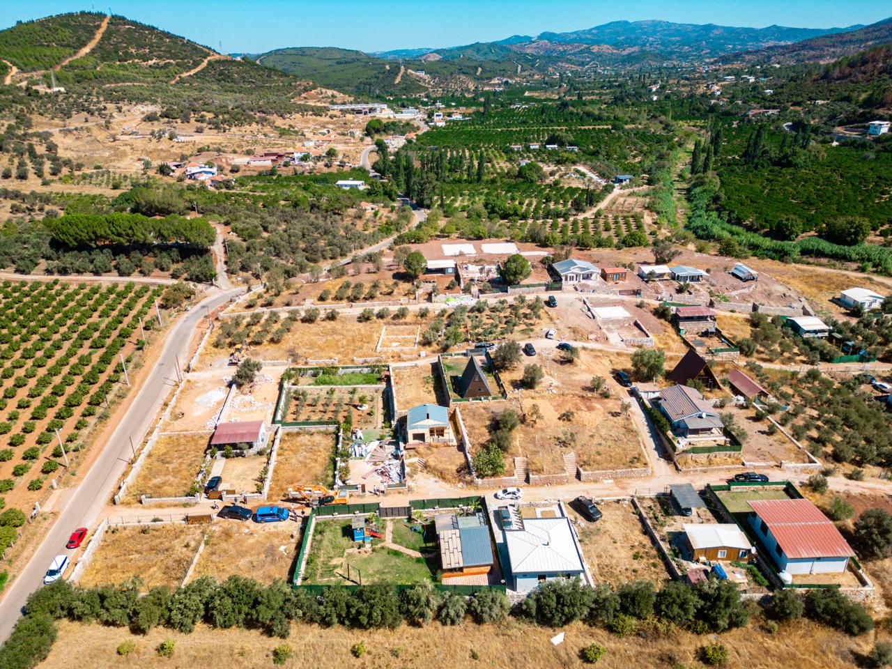 Seferihisar Belediyesi, tarım arazilerinde izinsiz şekilde yapılan hobi bahçelerine karşı