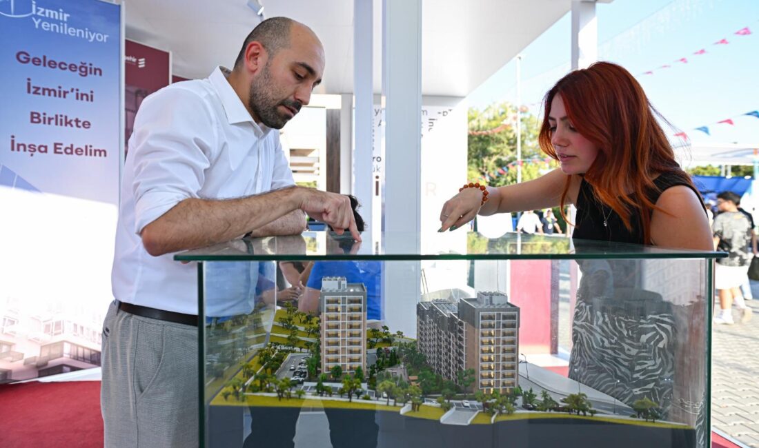 İzmir Büyükşehir Belediyesi'nin 25 bin sosyal konut projesinin ilk etabı