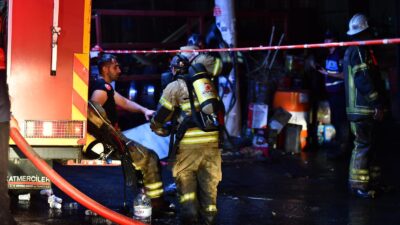 İzmir İtfaiyesi, 2025'in ilk 8 ayında 11.564 yangına müdahale etti.