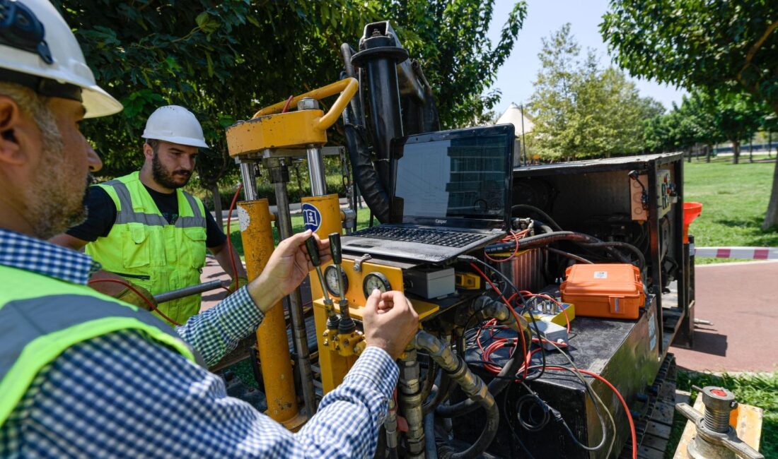 İzmir Büyükşehir Belediyesi'nin Bornova'da yürüttüğü mikrobölgeleme çalışması tamamlandı. 7 bin