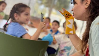 İzmir Büyükşehir Belediyesi, "Geleceğin Atölyeleri" projesini başlatıyor. Yuvamız İzmir’deki çocuklar,