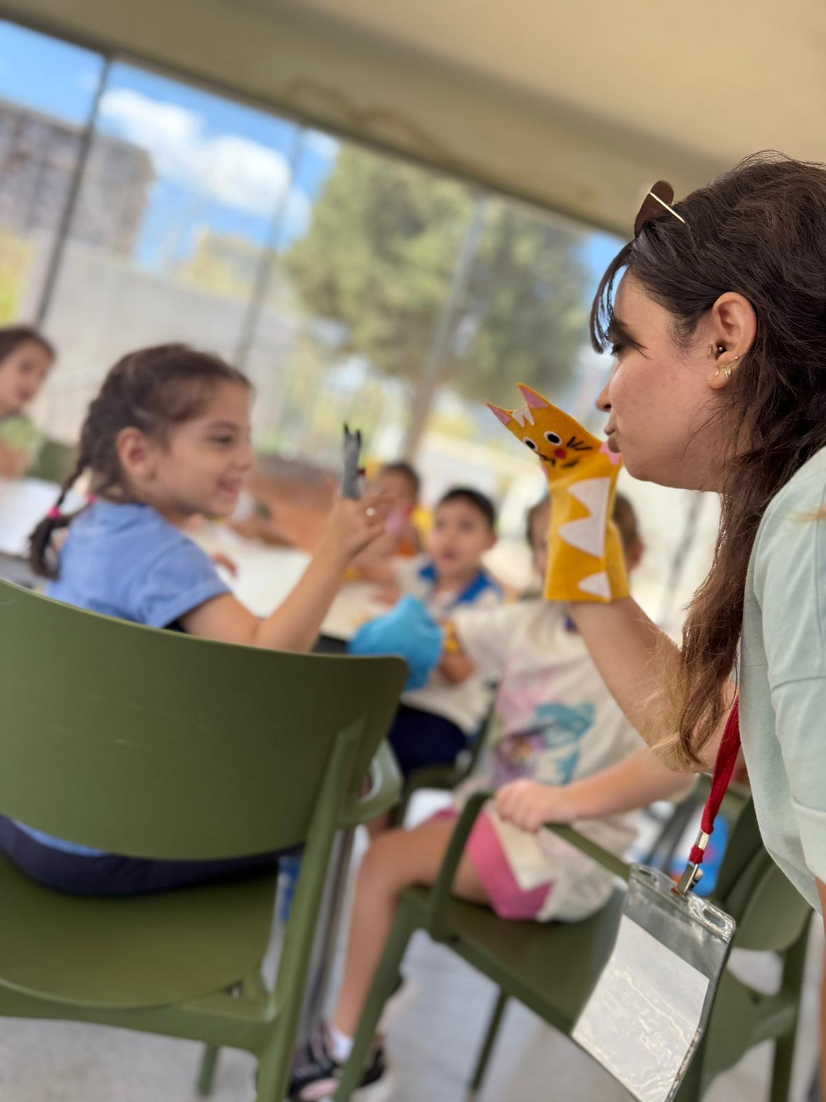 İzmir Büyükşehir Belediyesi, "Geleceğin Atölyeleri" projesini başlatıyor. Yuvamız İzmir’deki çocuklar,