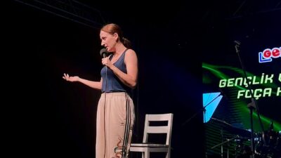 İzmir Büyükşehir Belediyesi ve Foça Belediyesi iş birliğiyle Kumburnu Plajı’nda