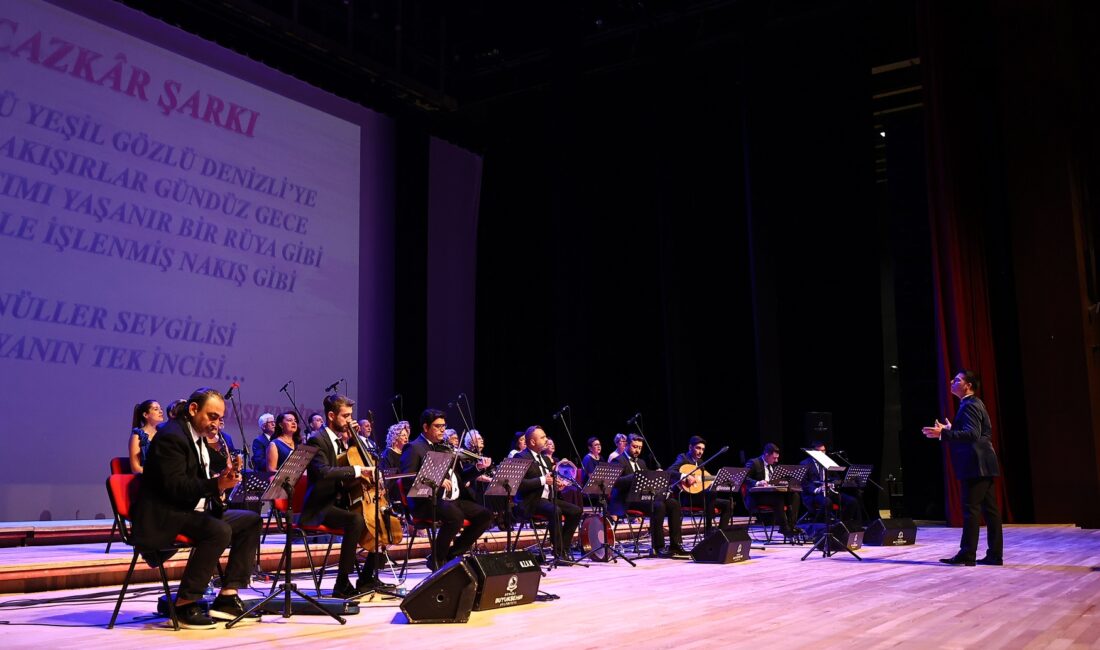 Denizli Büyükşehir Belediyesi Konservatuvarı, yerel bestekâr Hayrünnisa Aydınlıoğlu'nun "Pamukkale" albümü
