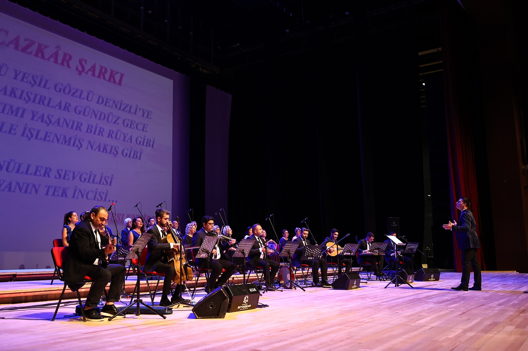 Denizli Büyükşehir Belediyesi Konservatuvarı, yerel bestekâr Hayrünnisa Aydınlıoğlu'nun "Pamukkale" albümü