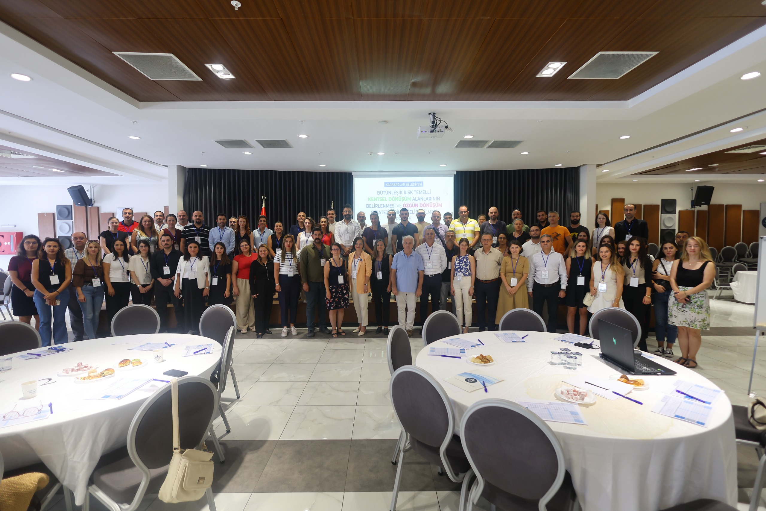 Karabağlar Belediyesi ve İZKA iş birliğinde düzenlenen çalıştayda, ilçedeki 540