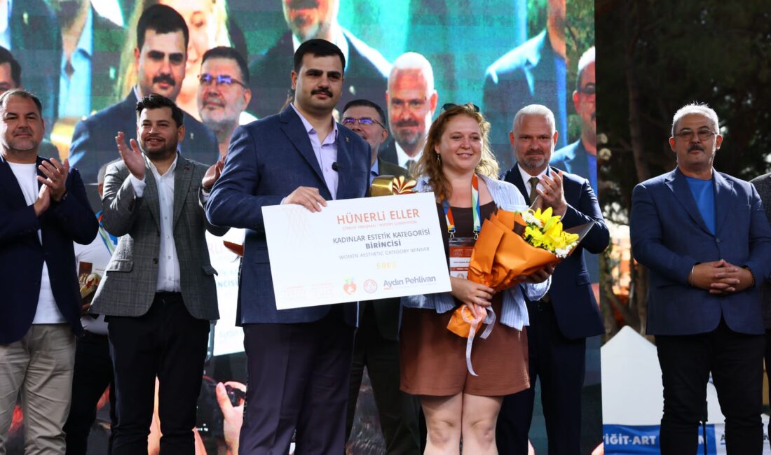 Menemen Çömlek Festivali, 41 ülkeden gelen sanatçılar ve on binlerce