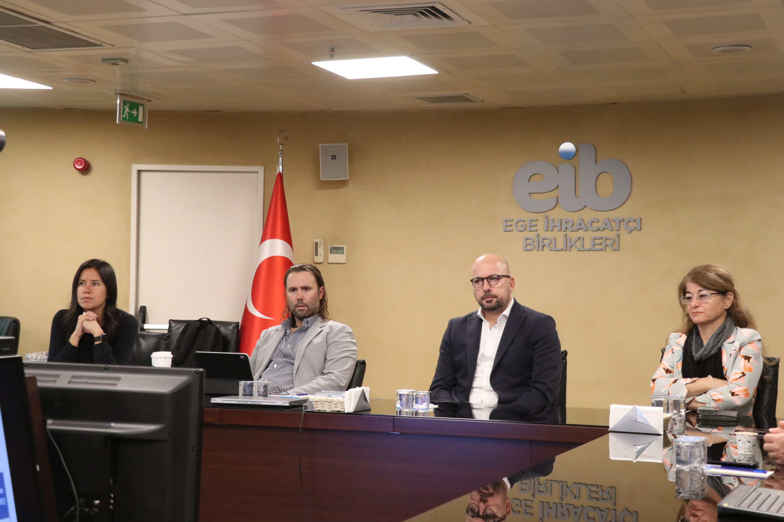 Amerikan mobilya devi Wayfair, İzmir’de Türk mobilyacılarla iş birliği görüşmeleri