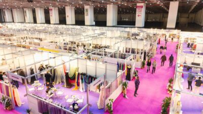 İzmir’de düzenlenen Fashion Prime Fuarı, moda dünyasını buluşturdu. Defilelerde 2026