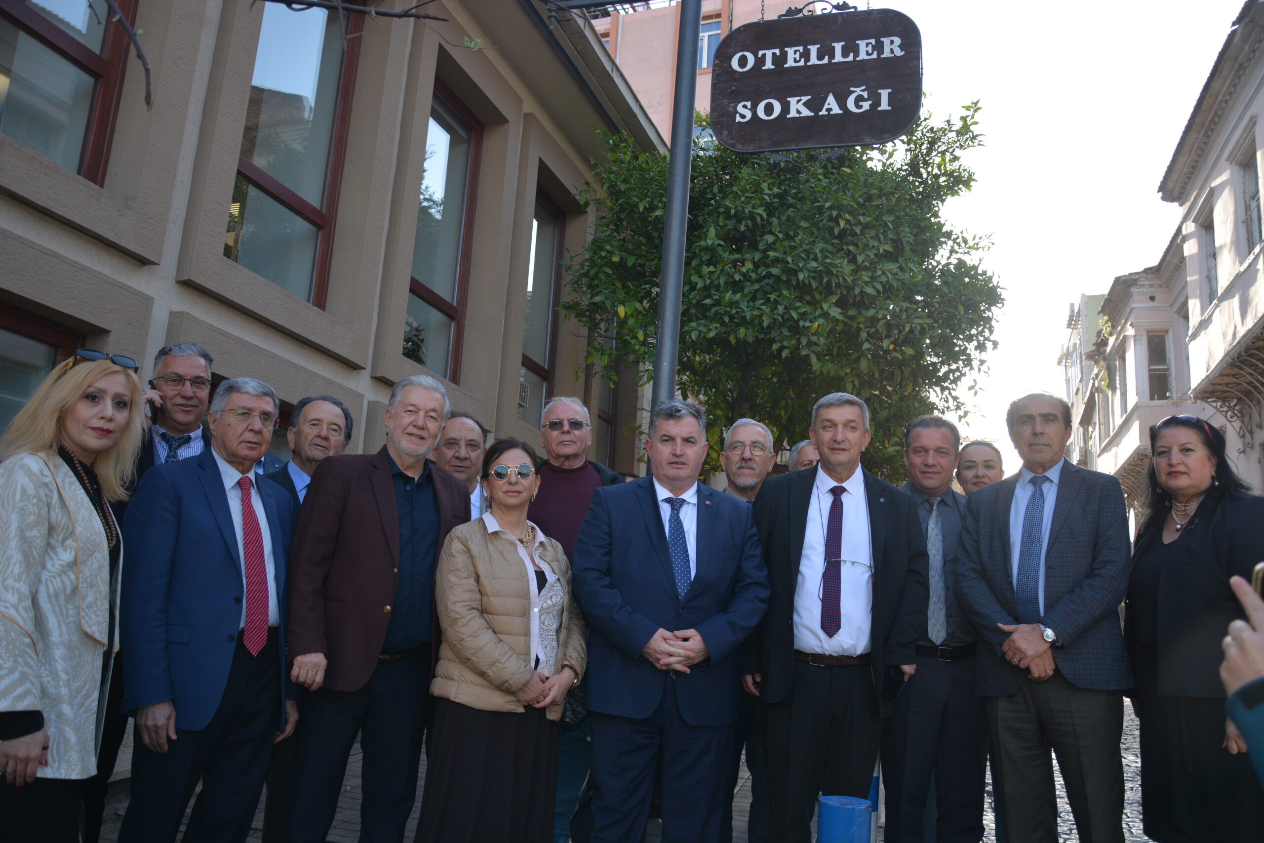 Basmane otelleri destek bekliyor. İbrahim Veral: “Oldtown projesiyle bölgeyi yeniden