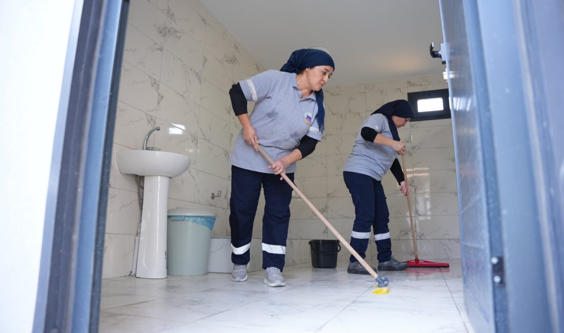 Kemalpaşa Belediyesi, ilçe genelinde yer alan cami, cemevi ve türbelerde