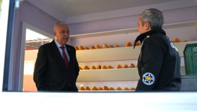 Kemalpaşa Belediyesi'nin İzmir Büyükşehir iş birliğiyle başlattığı Halk Ekmek uygulaması,