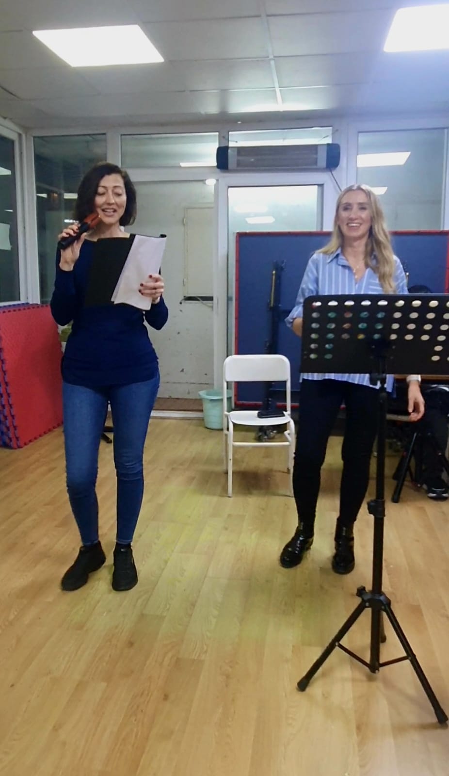 Karşıyaka Sanat Derneği Türk Sanat ve Pop Müziği Koroları çalışmalara