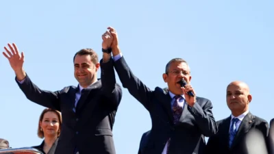 Çağatay Güç, ilçe başkanları toplantısını erteleyip Özgür Özel’le görüşmek üzere