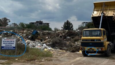 Menderes Belediyesi skandalı Gümüldür'ü çöplüğe çevirdi! Kendi yasak tabelasının yanına